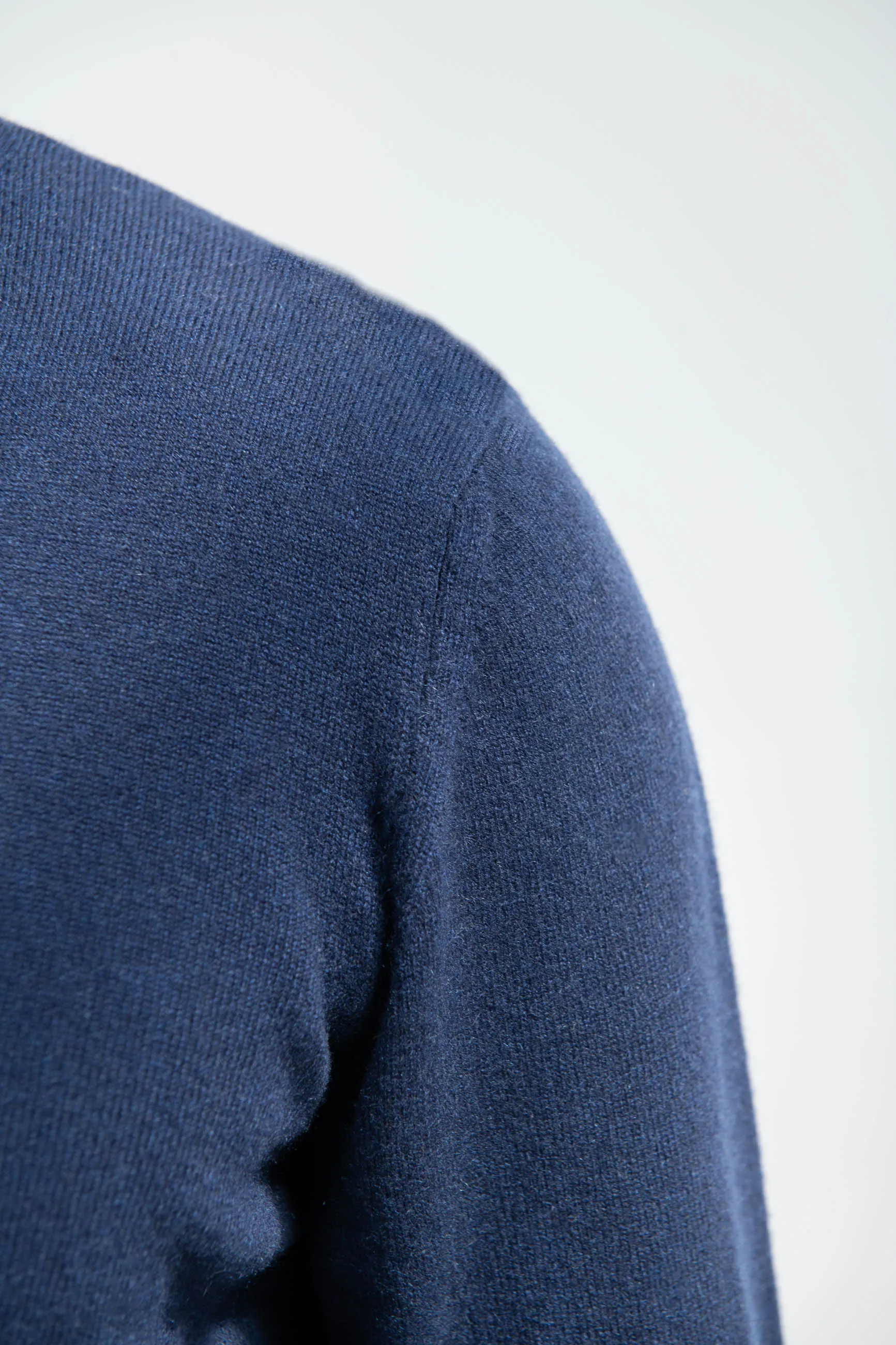 Blue cashmere turtleneck – Made in italy