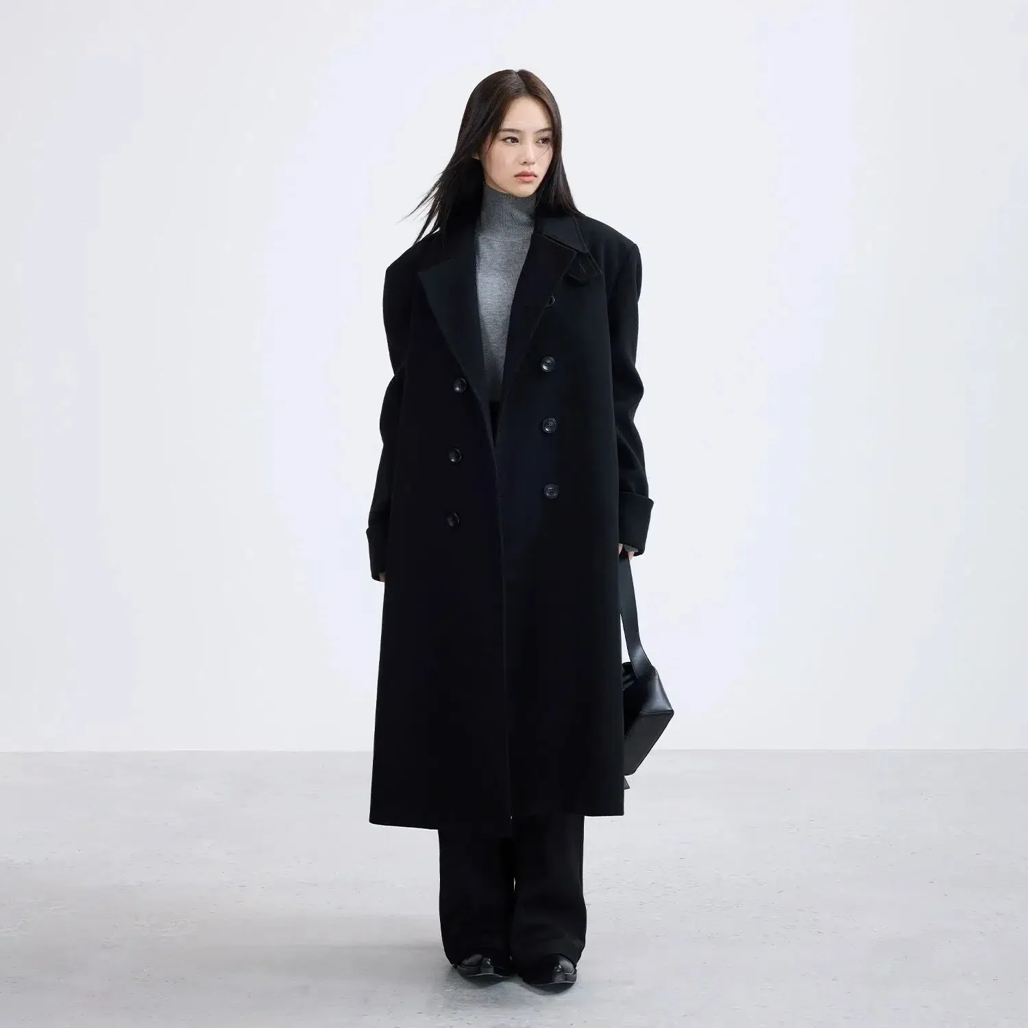 Classic Sleek Buttoned Woolen Overcoat