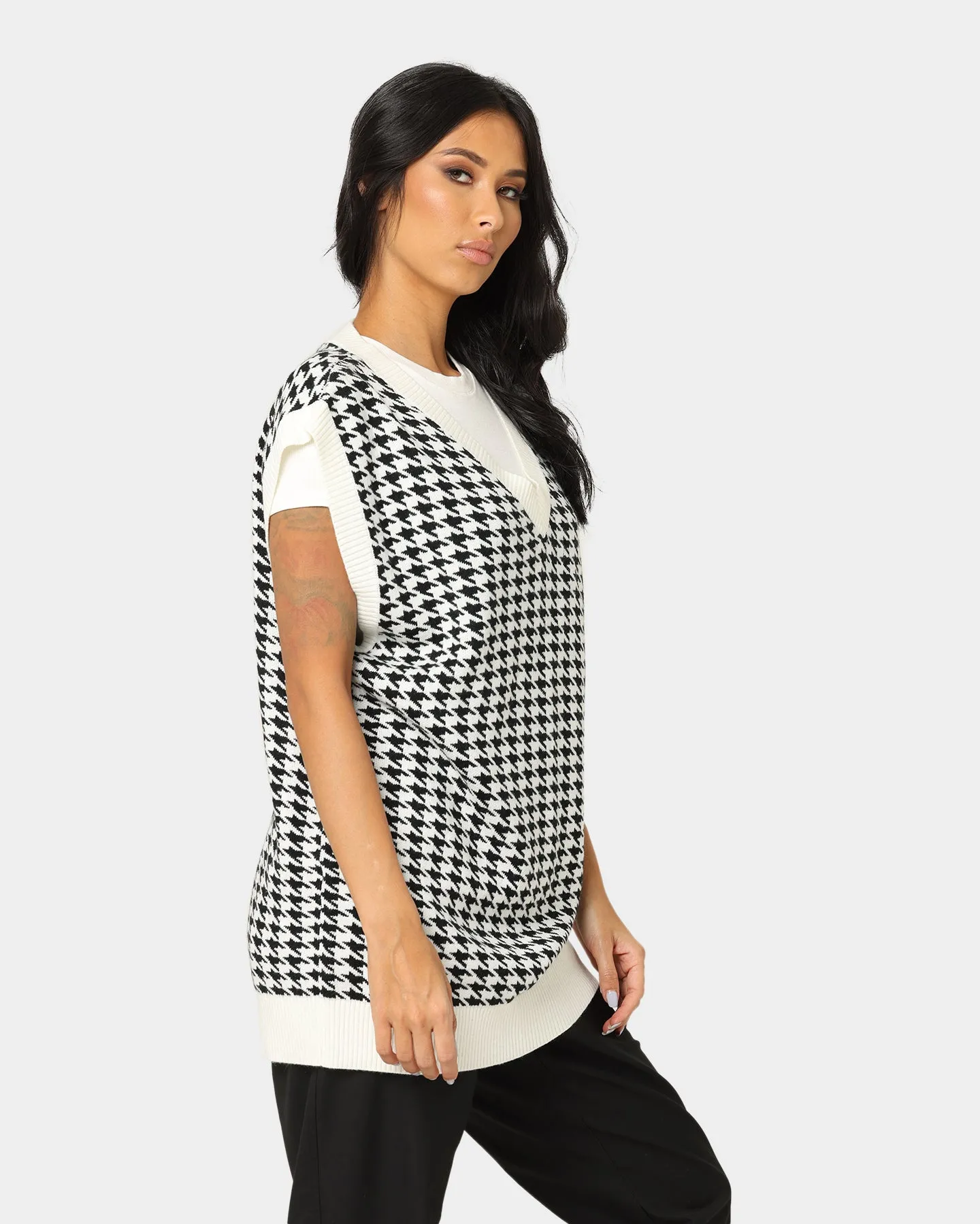 EN ES Women's Harley Oversized Knit Tank Black/White