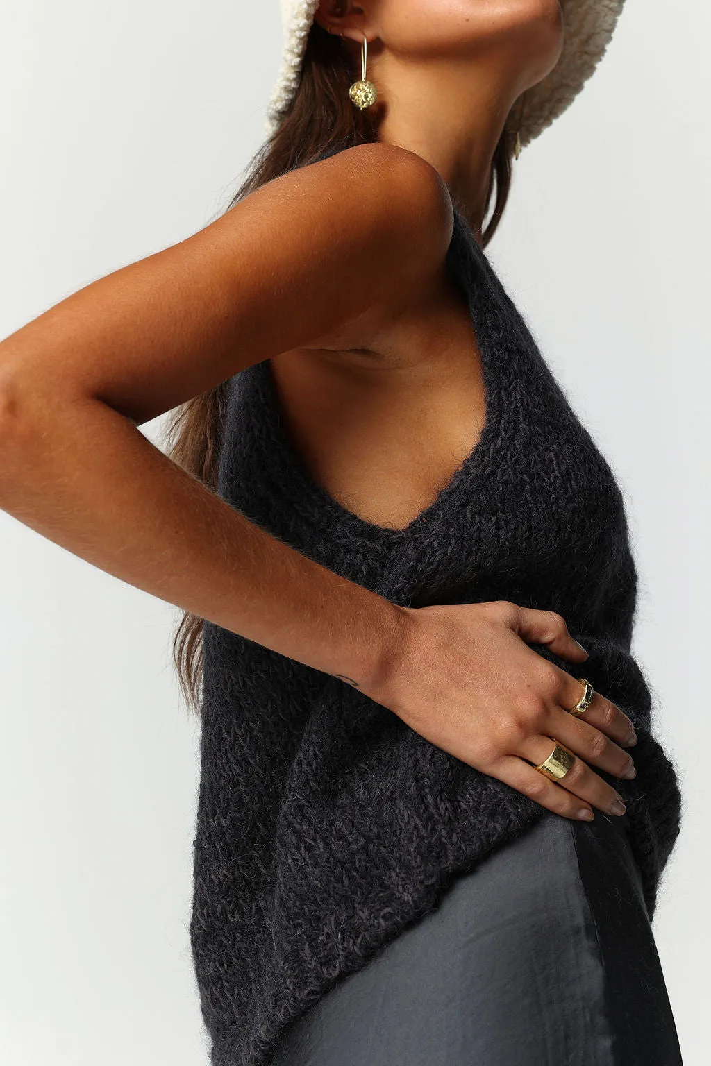 LOREN KNIT VEST