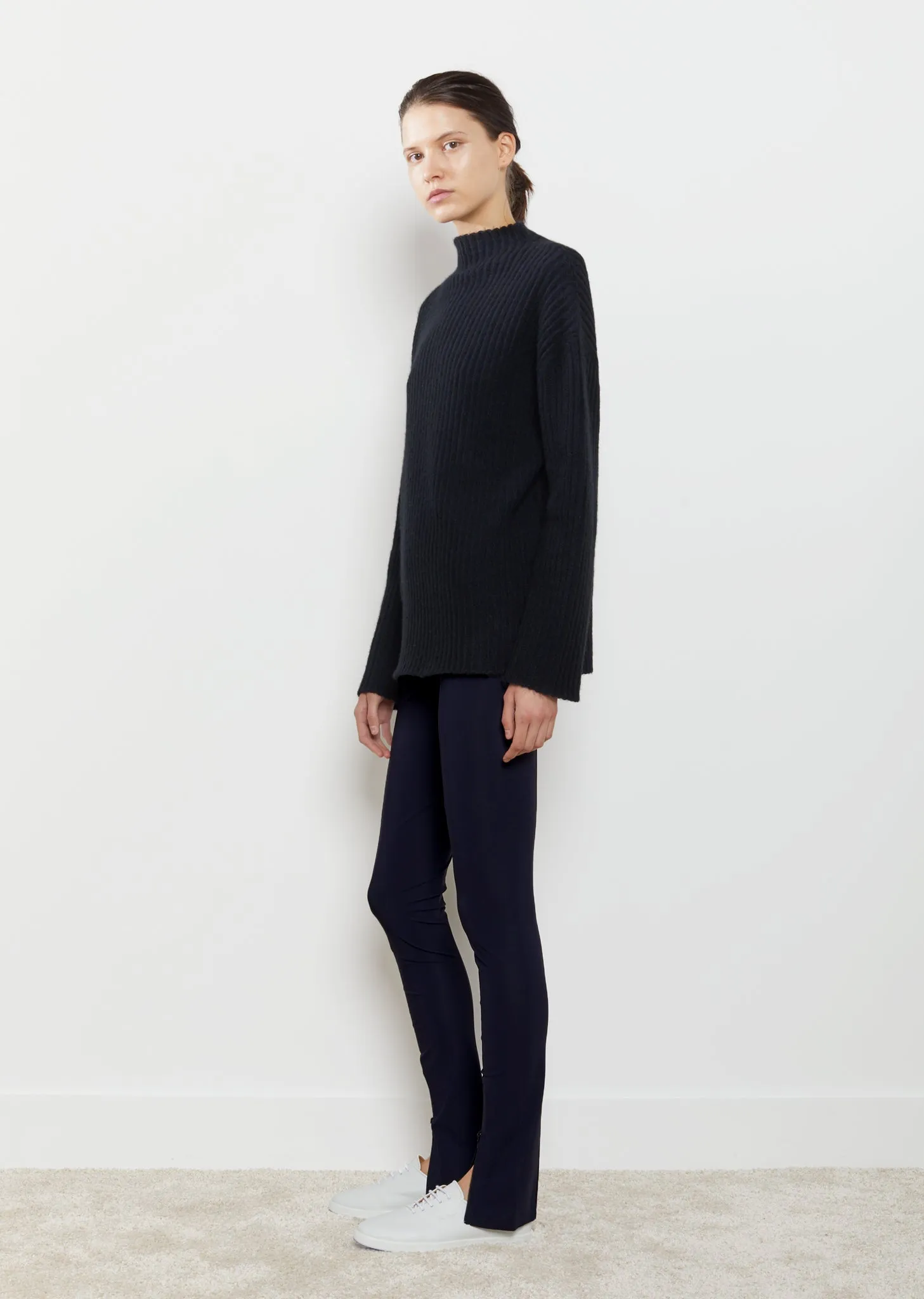 Minah Brushed Stretch Cashmere Turtleneck