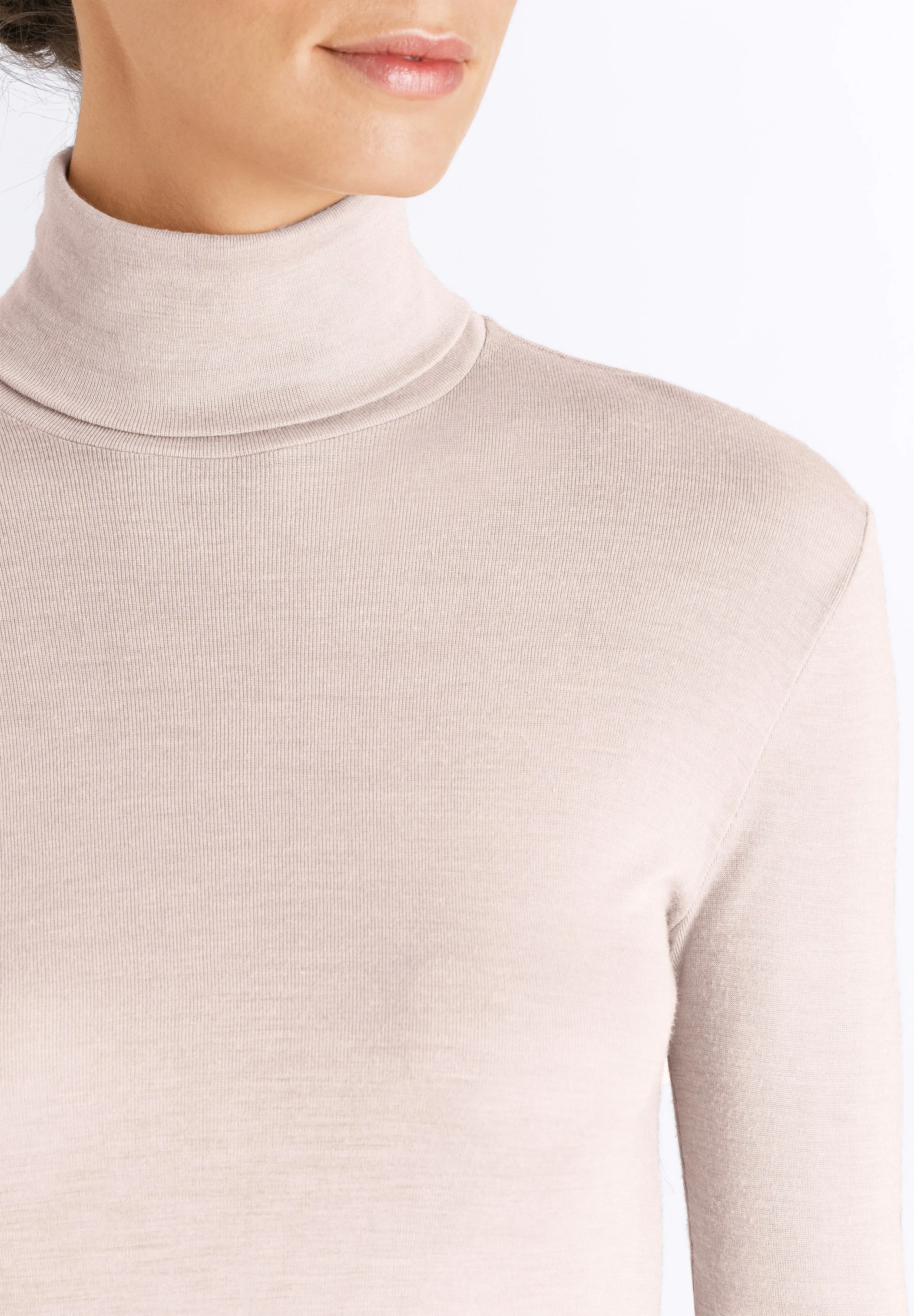 Silk/Cashmere Silk And Cashmere Turtleneck | Vanilla 71659-1203