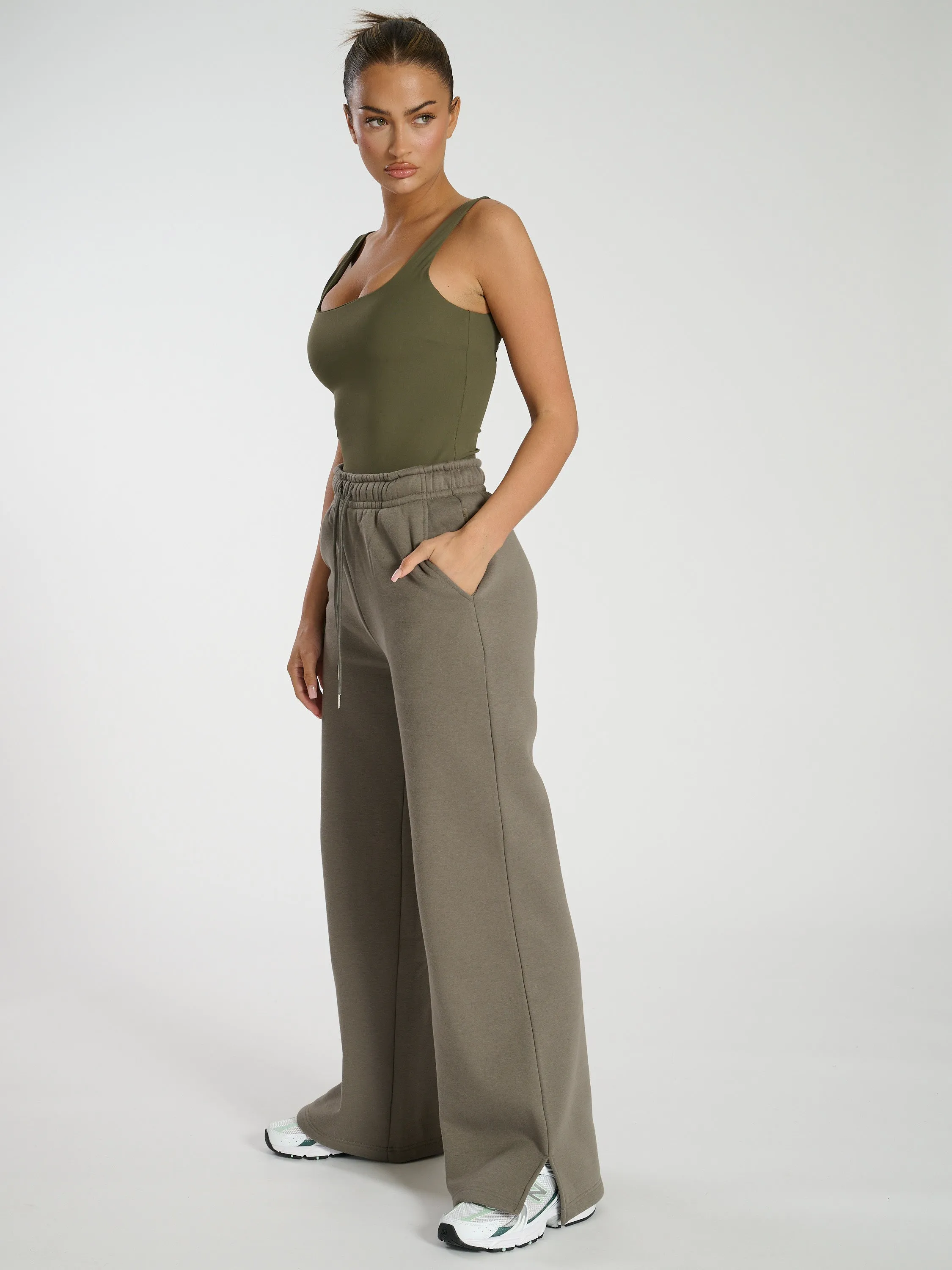 The 'Off Duty' Wide Leg Joggers In Khaki