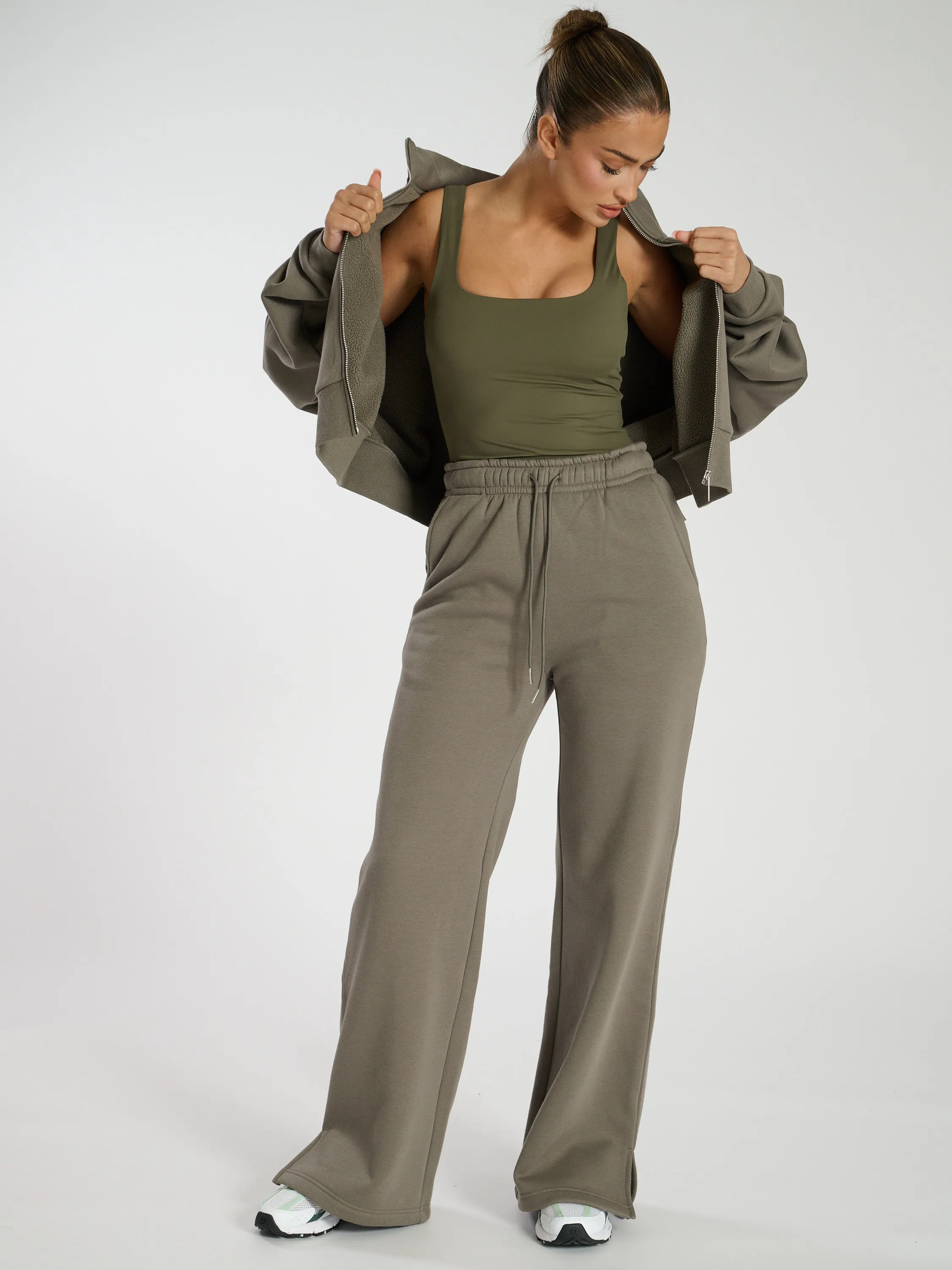 The 'Off Duty' Wide Leg Joggers In Khaki